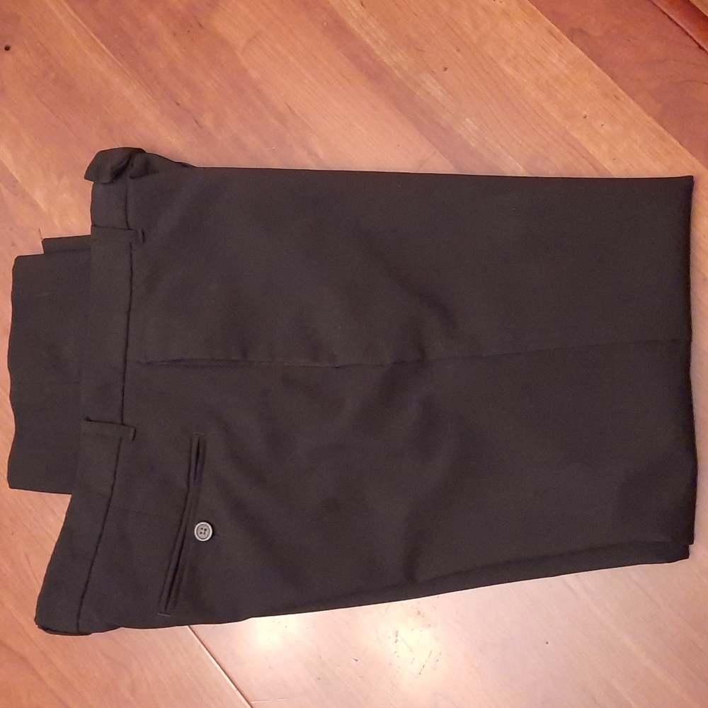 VanHeusen black dress pants